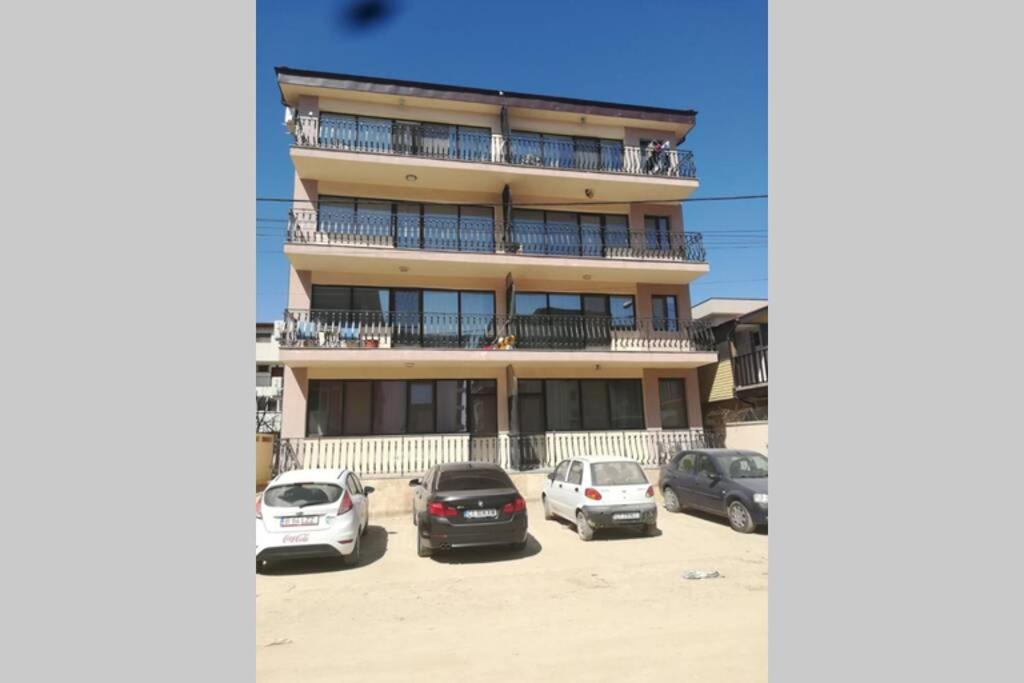 Apartament Lulu Mamaia Nord, 3 Minute De Plaja Năvodari المظهر الخارجي الصورة